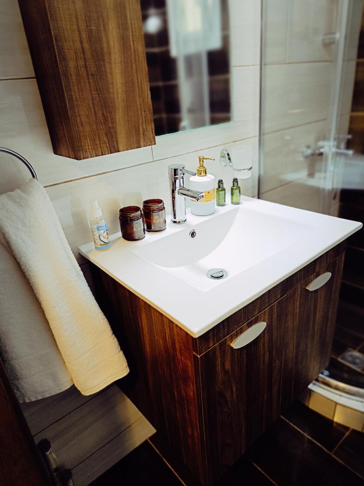 Majestik Room Kavála ภายนอก รูปภาพ