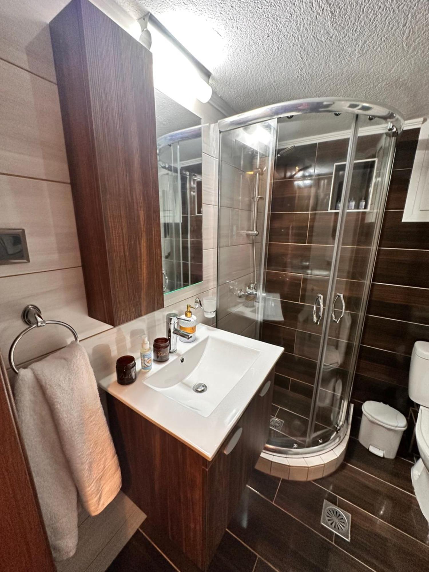 Majestik Room Kavála ภายนอก รูปภาพ